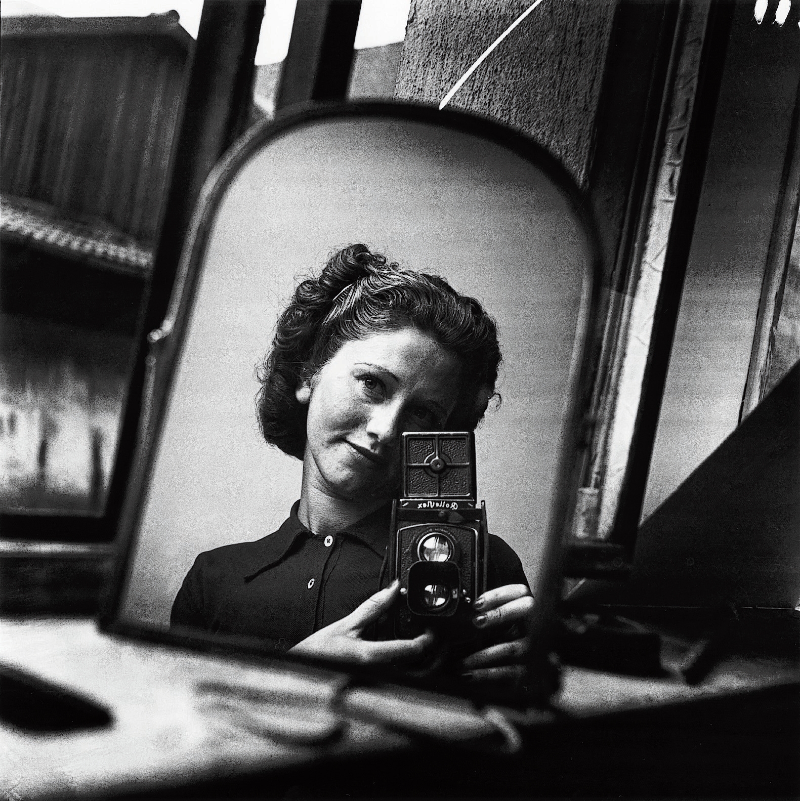 foto: © Ata Kandó / Nederlands Fotomuseum - Zelfportret in Parijs (1935-1937)